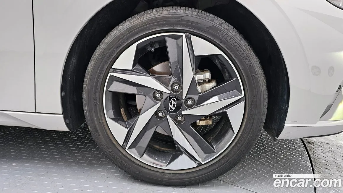Hyundai AVANTE 2023 из KR, фото 8
