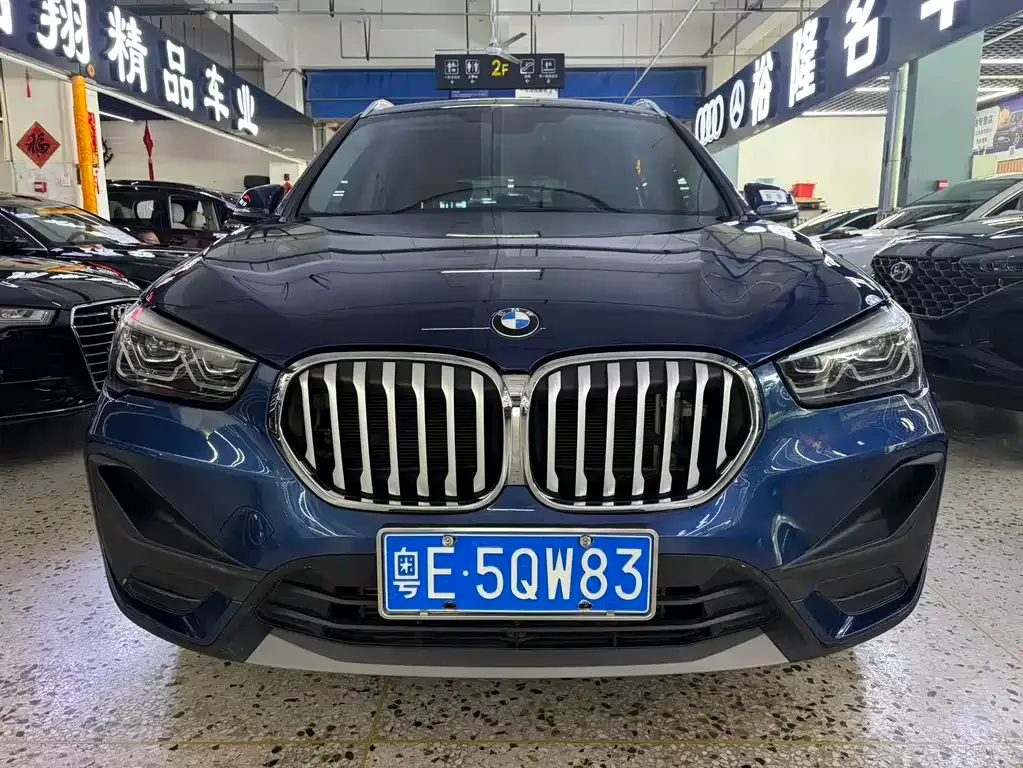BMW X1 — фото 5