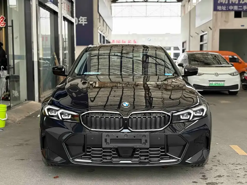 BMW 3 Series — фото 1
