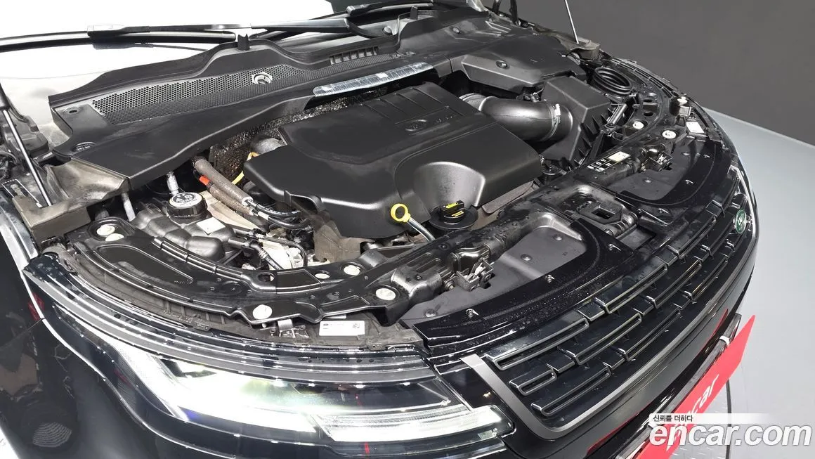 Land Rover Range Rover Evoque — фото 10