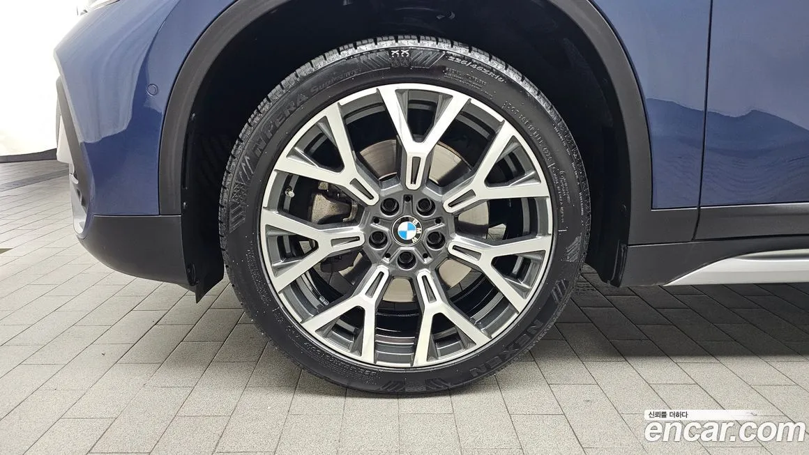 BMW X1 — фото 10