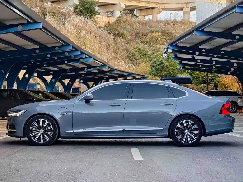 Volvo S90 PHEV 2022 из CN, фото 8