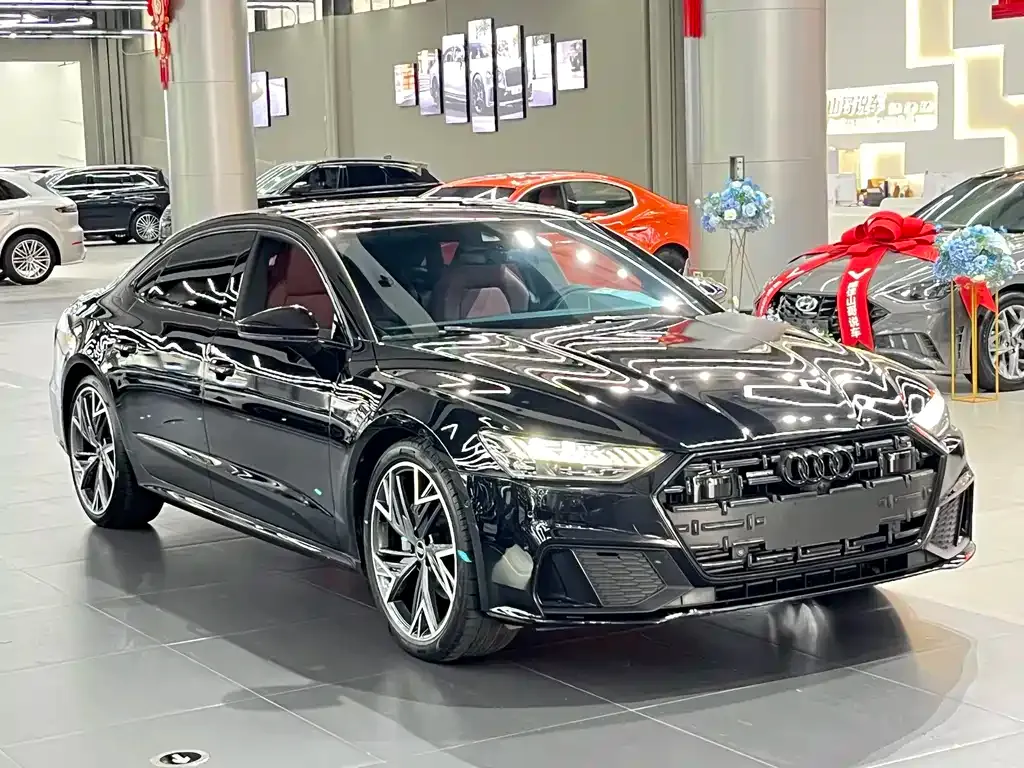 Audi A7L — фото 7
