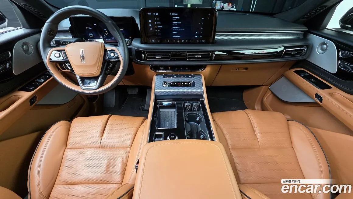 Lincoln Aviator — фото 8