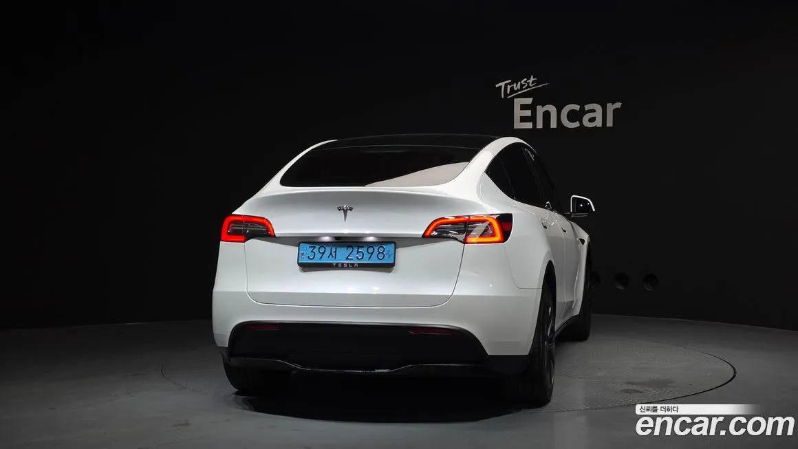 Tesla Model Y 2024 из KR, фото 9