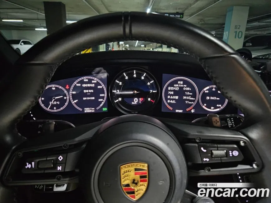 Porsche 911 2021 из KR, фото 8