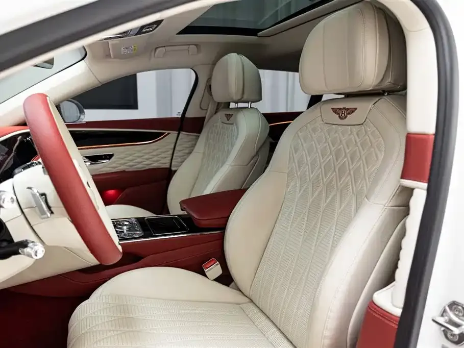 Bentley Flying Spur PHEV 2023 из CN, фото 2