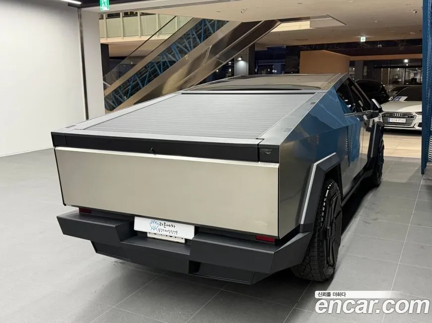 Tesla Cybertruck 2024 из KR, фото 4