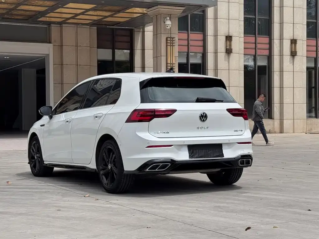 Volkswagen Golf 2021 из CN, фото 7