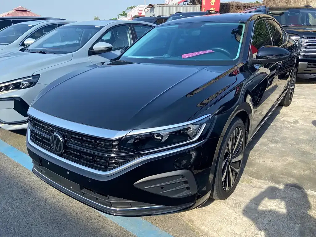 Volkswagen Passat 2024 из CN, фото 1