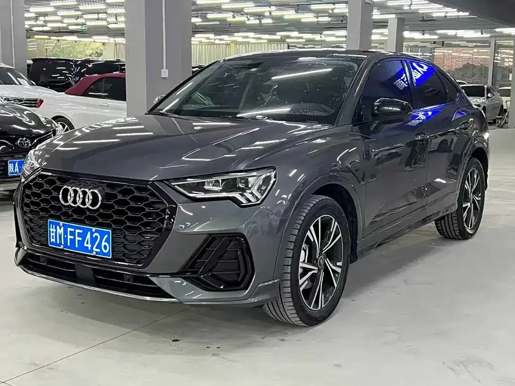 Audi Q3 Sportback — фото 1