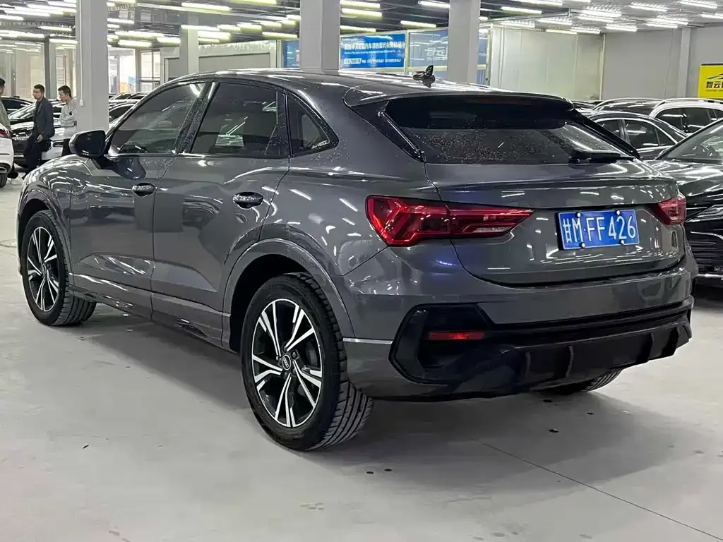 Audi Q3 Sportback — фото 7