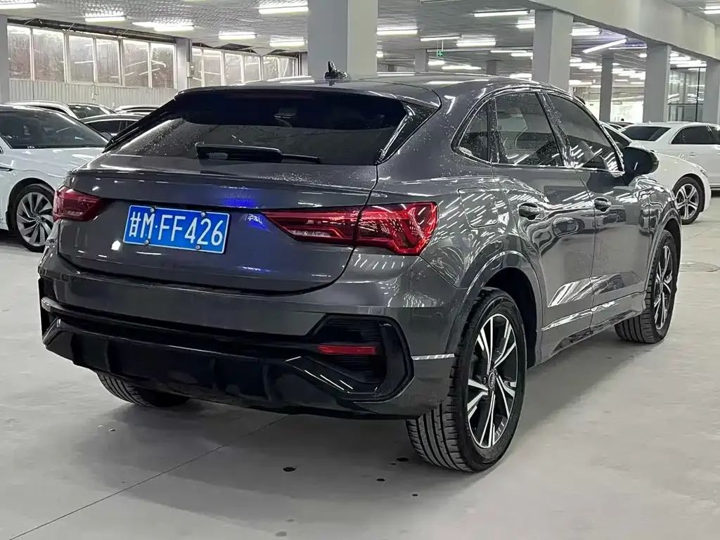 Audi Q3 Sportback — фото 8