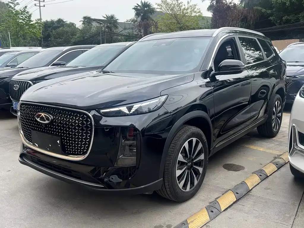 Chery Tiggo 8 PLUS — фото 1