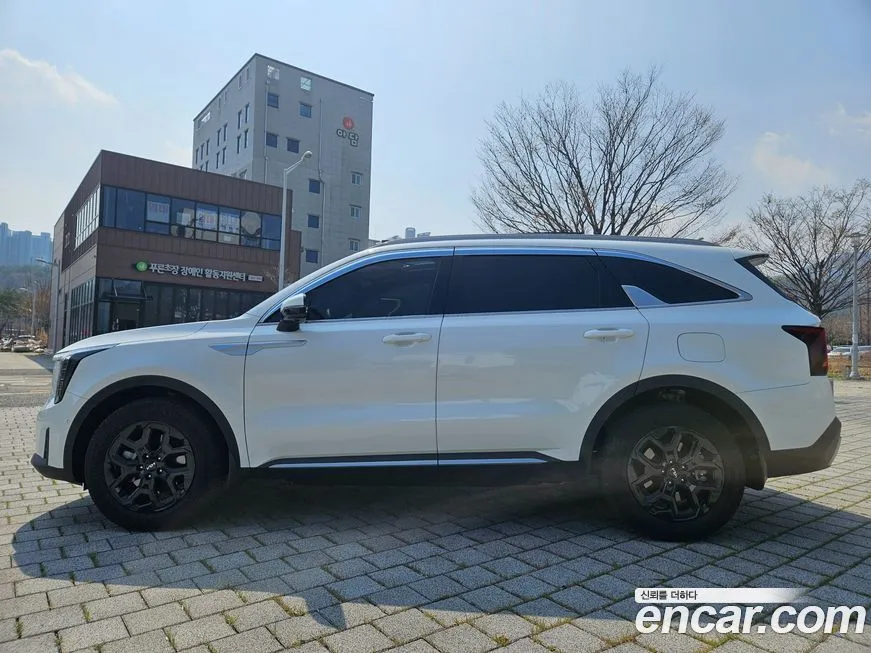 Kia Sorento — фото 4