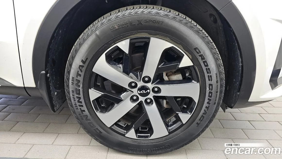 Kia Sorento — фото 7