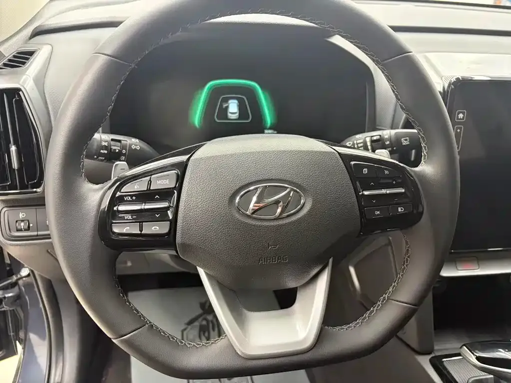 Hyundai ix35 — фото 10