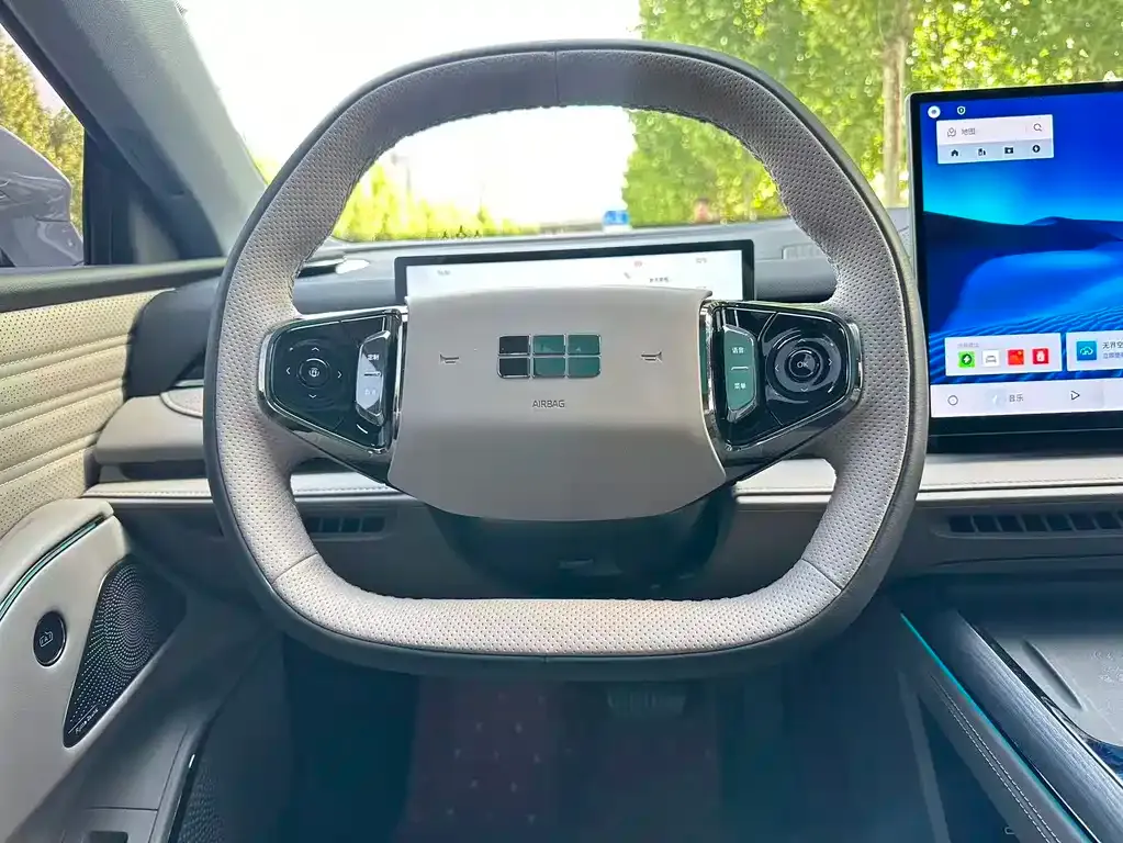 Geely Galaxy Xingyao 8 2025 из CN, фото 3