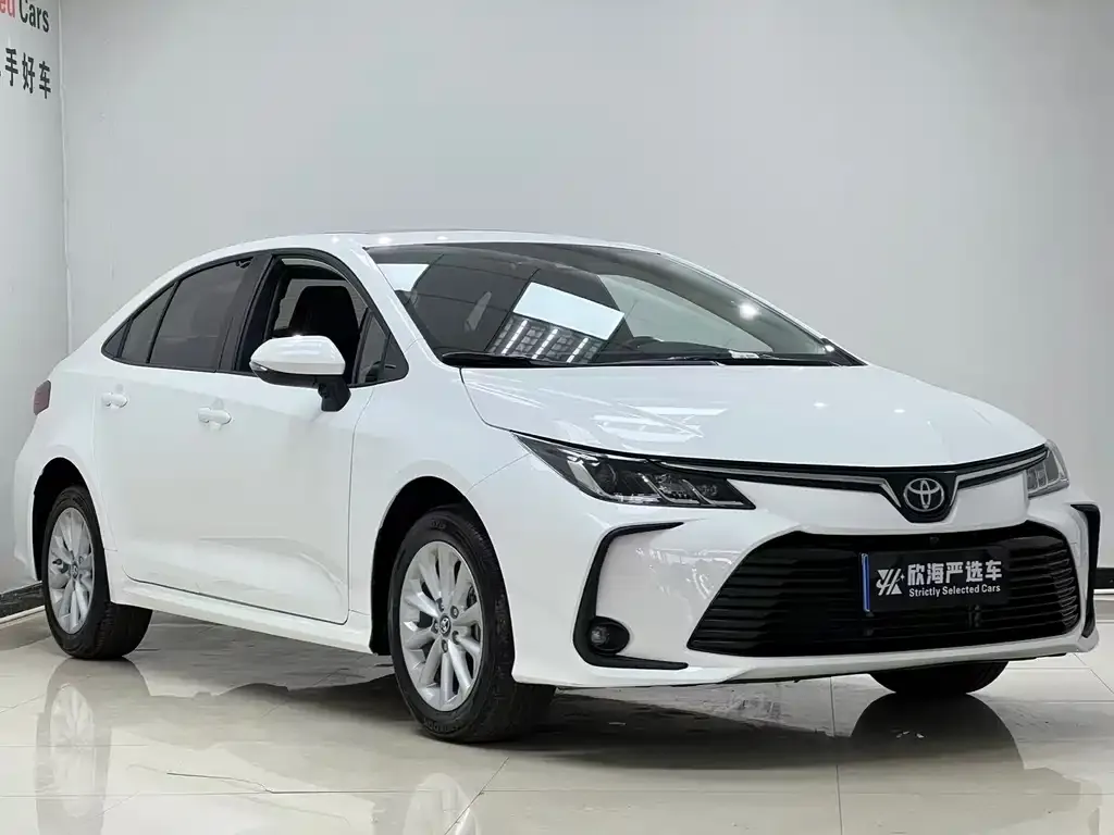 Toyota Corolla — фото 2