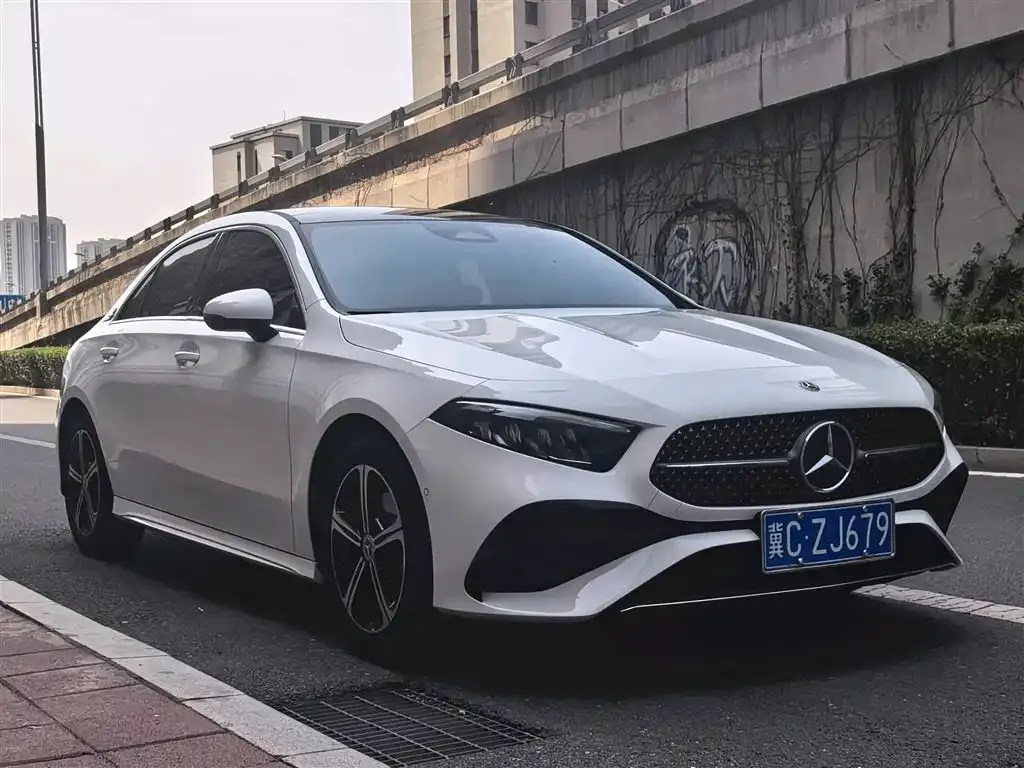 Mercedes-Benz A-Class — фото 4