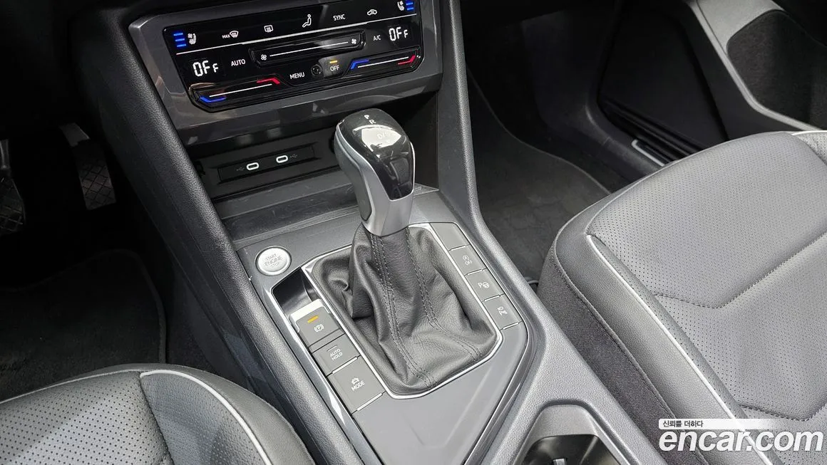 Volkswagen Tiguan — фото 10