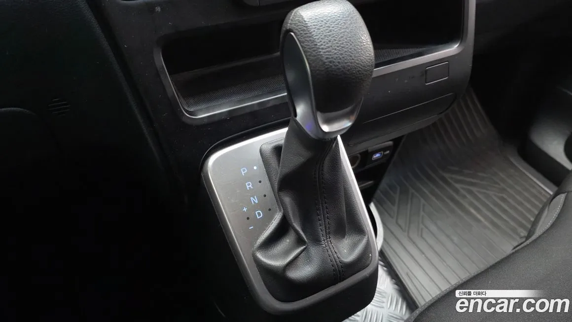 Hyundai Staria 2023 из KR, фото 7