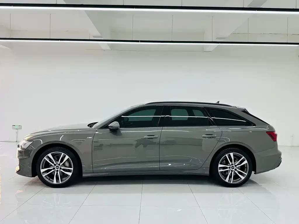 Audi A6 (Import) 2023 из CN, фото 3