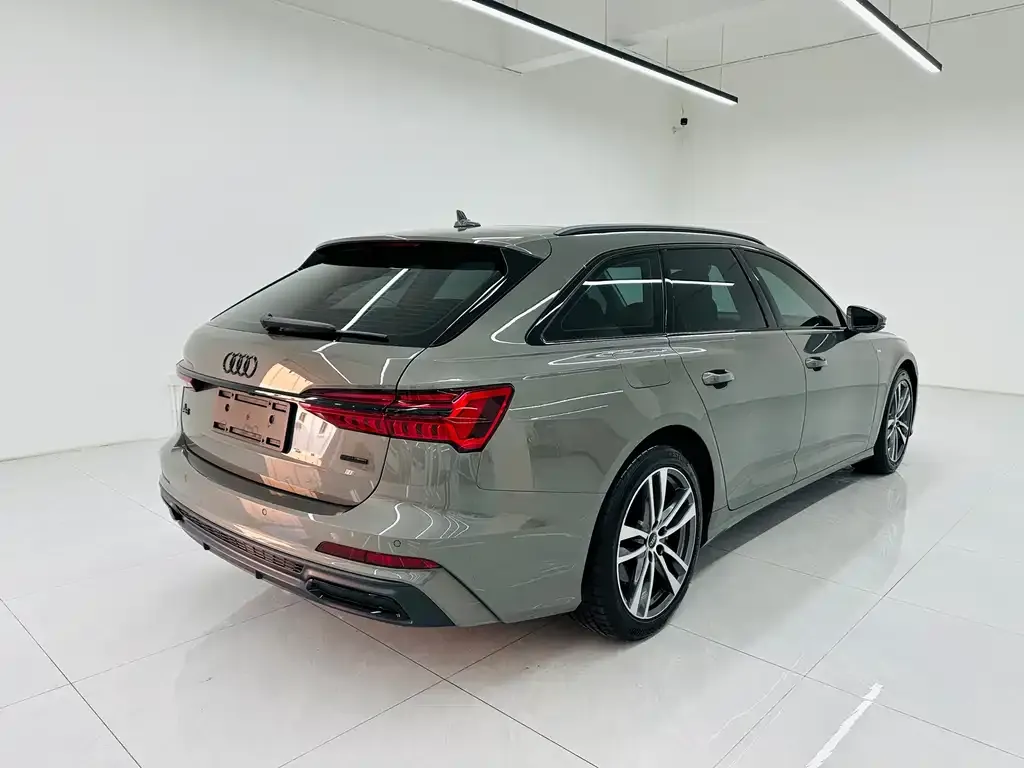 Audi A6 (Import) 2023 из CN, фото 4