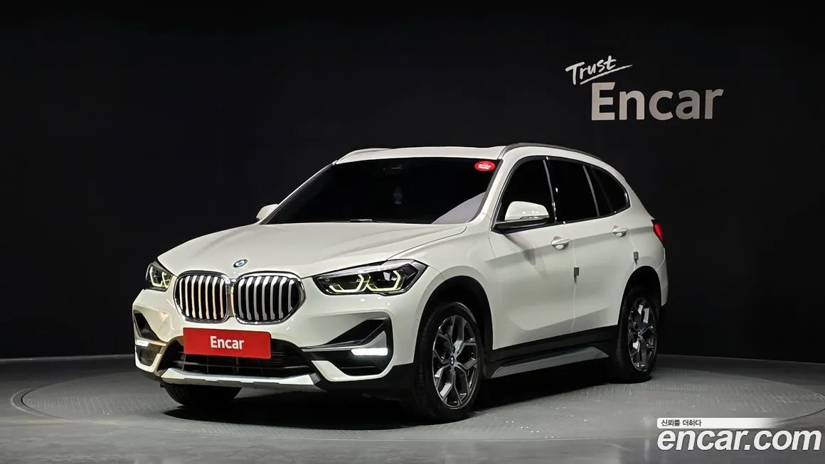 BMW X1 — фото 1