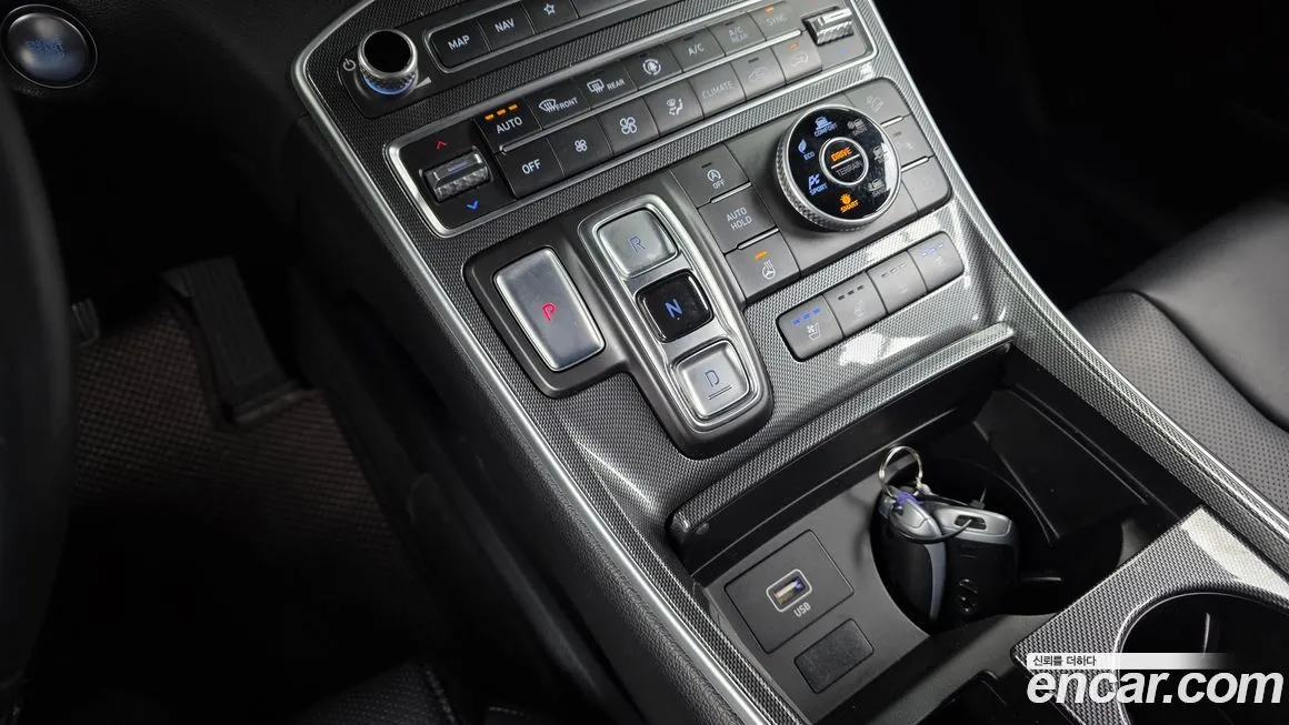 Hyundai Santafe — фото 8