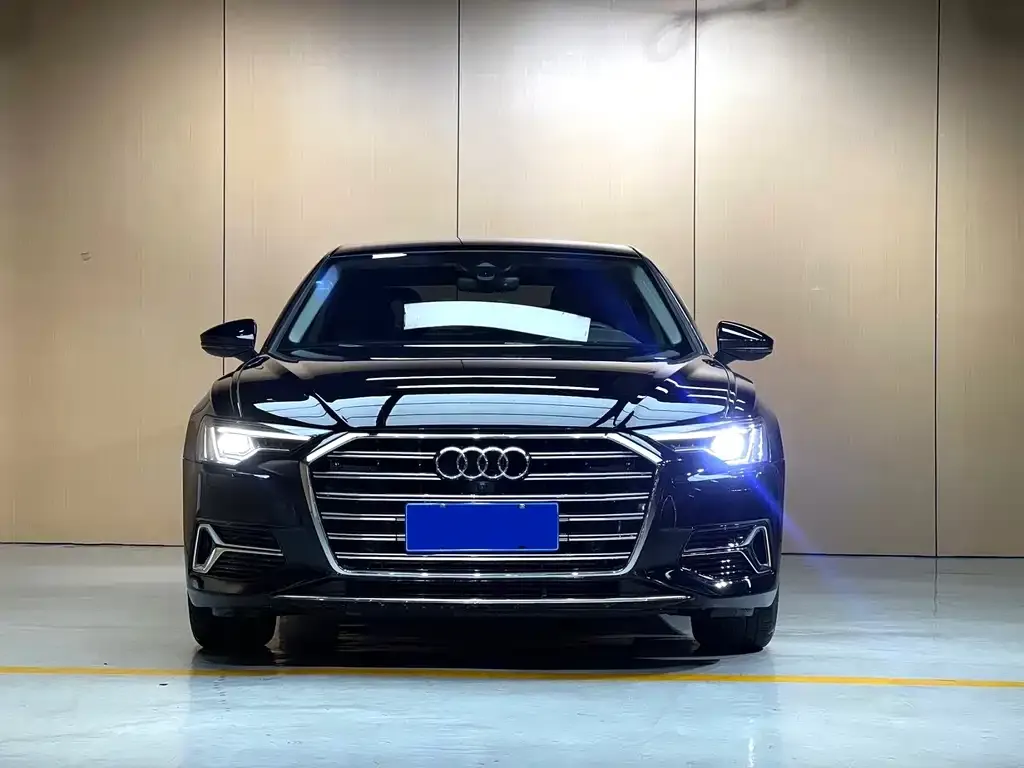 Audi A6L 2023 из CN, фото 3
