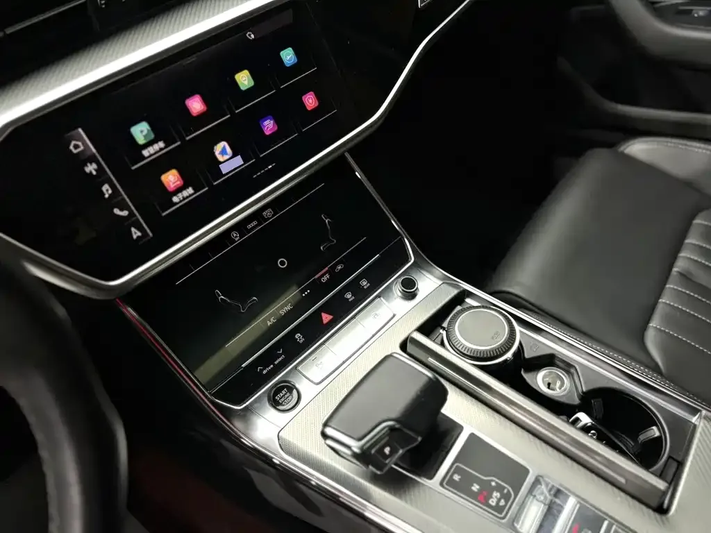 Audi A6L 2023 из CN, фото 7