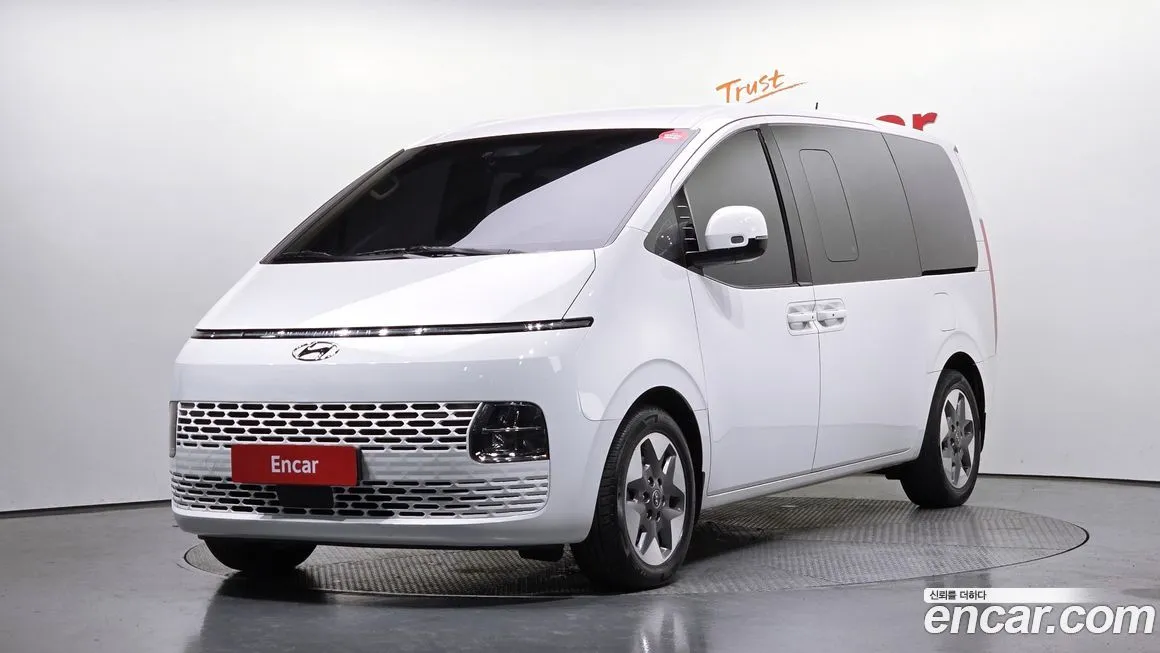 Hyundai Staria 2022 из KR, фото 1