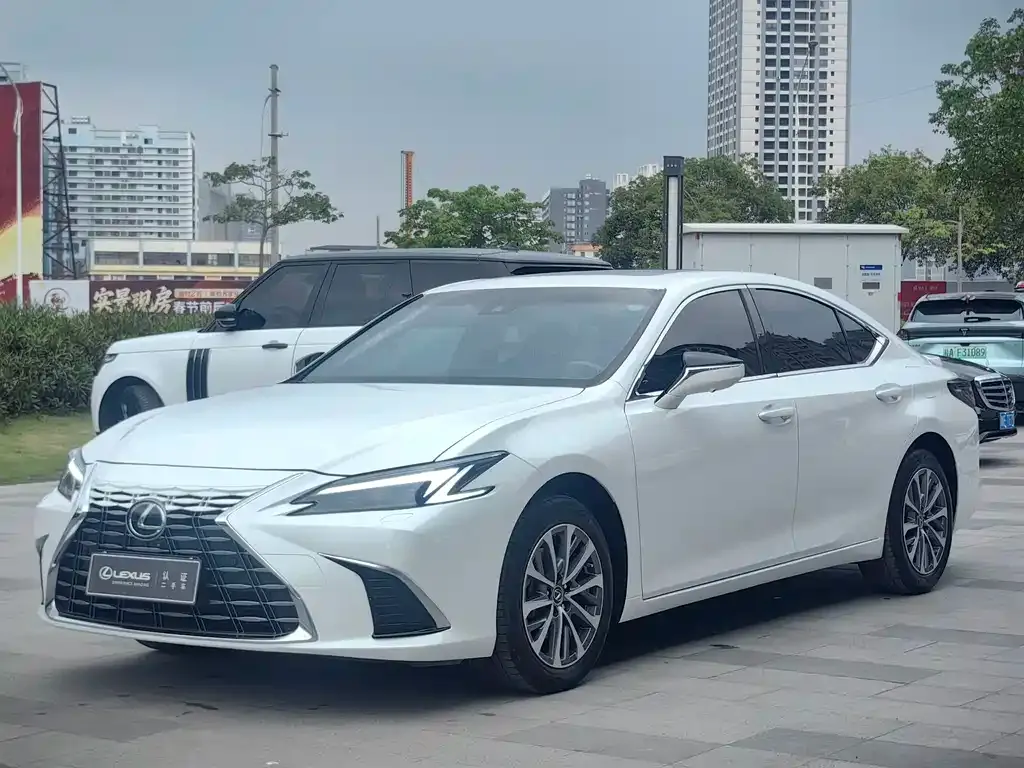 Lexus ES 2025 из CN, фото 1