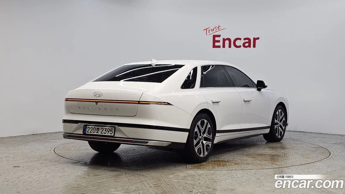 Hyundai Grandeur 2023 из KR, фото 6