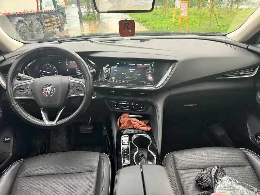 Buick Envision Plus — фото 4