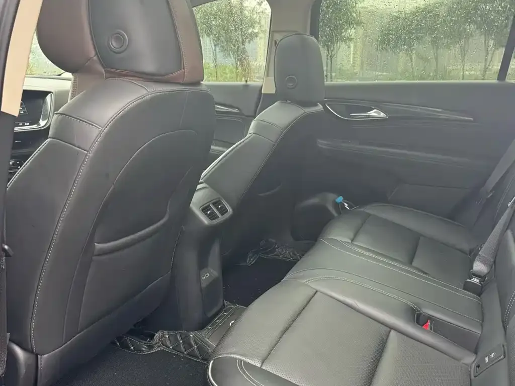 Buick Envision Plus — фото 6
