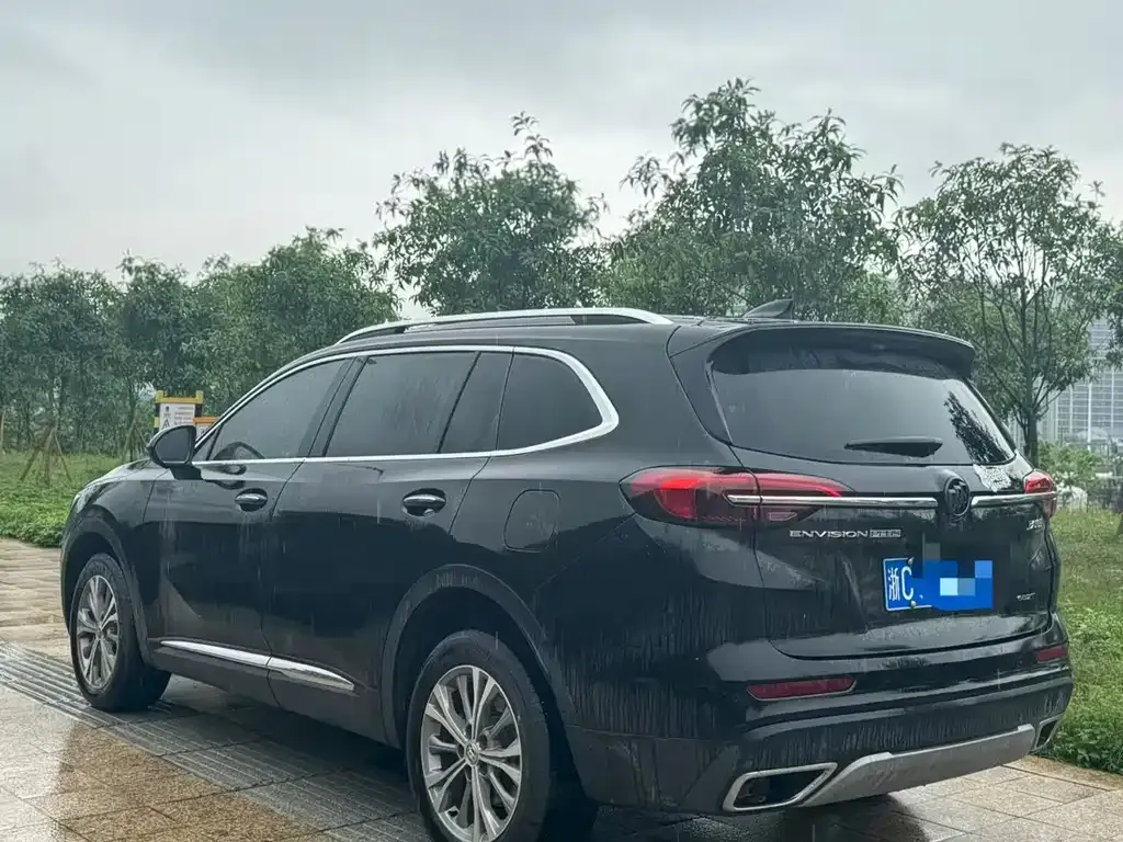 Buick Envision Plus — фото 9