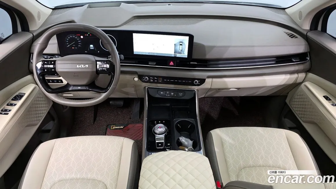Kia Carnival — фото 10
