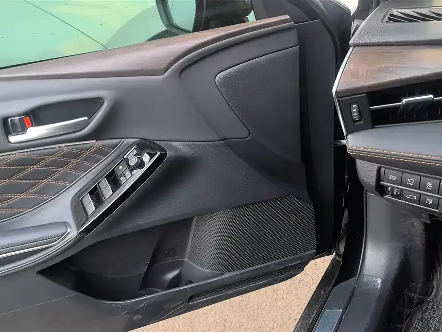 Toyota Avalon 2024 из CN, фото 10