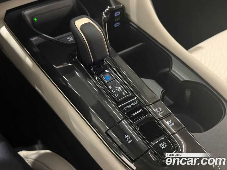 Toyota Crown 2025 из KR, фото 2