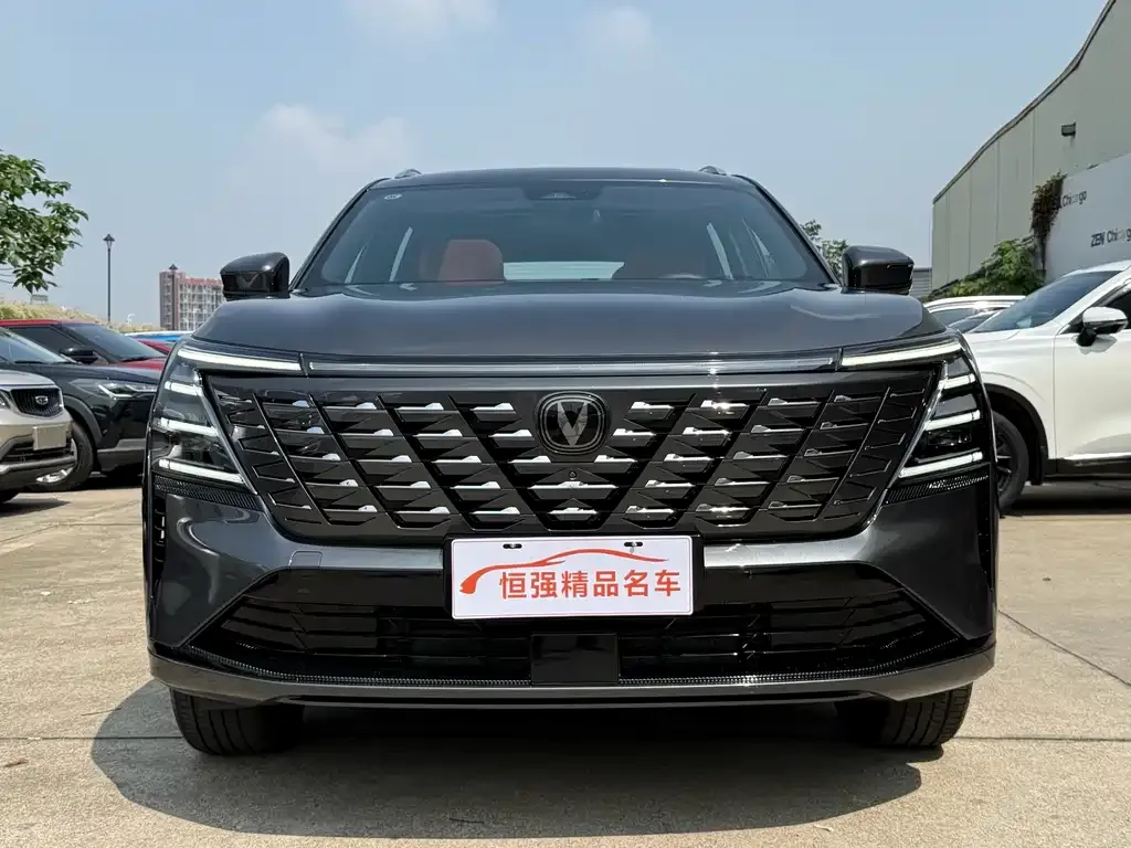 Changan CS75PLUS — фото 3