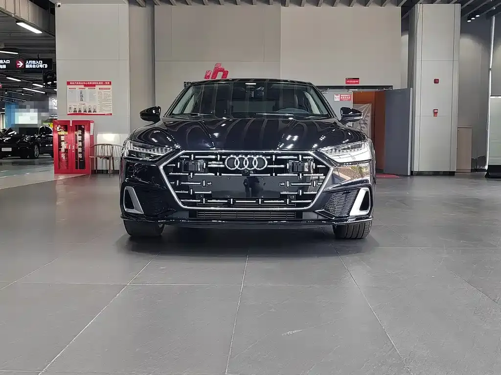 Audi A7L — фото 3
