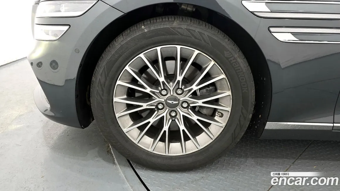 Genesis G80 — фото 10
