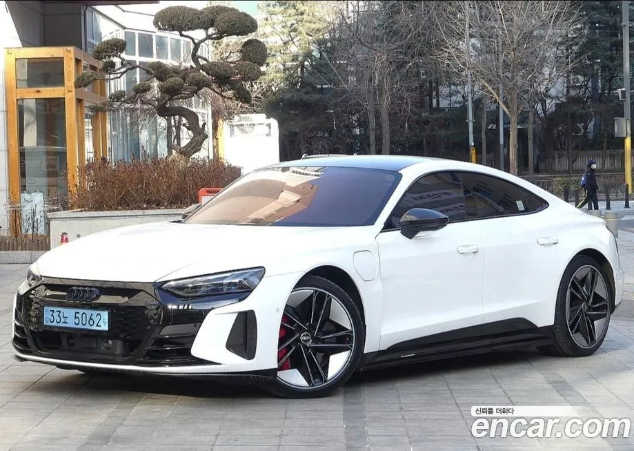 Audi RS e-tron GT 2022 из KR, фото 10