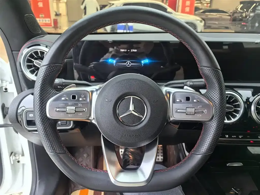 Mercedes-Benz CLA (Import) — фото 7