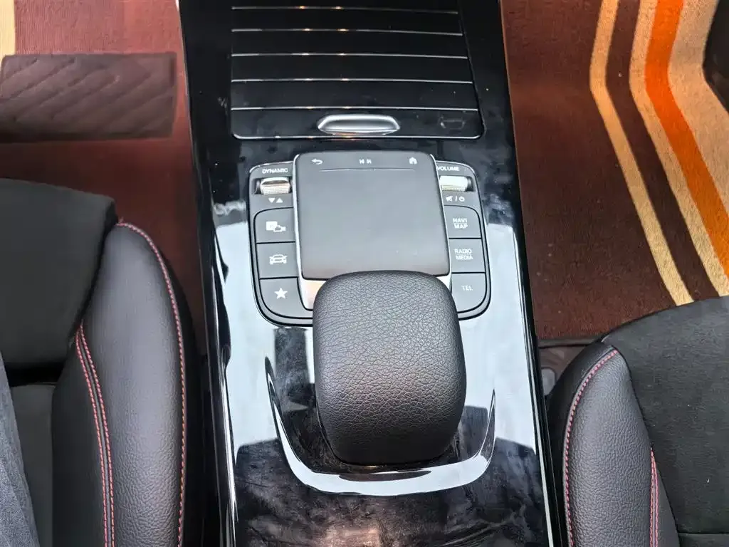 Mercedes-Benz CLA (Import) — фото 10