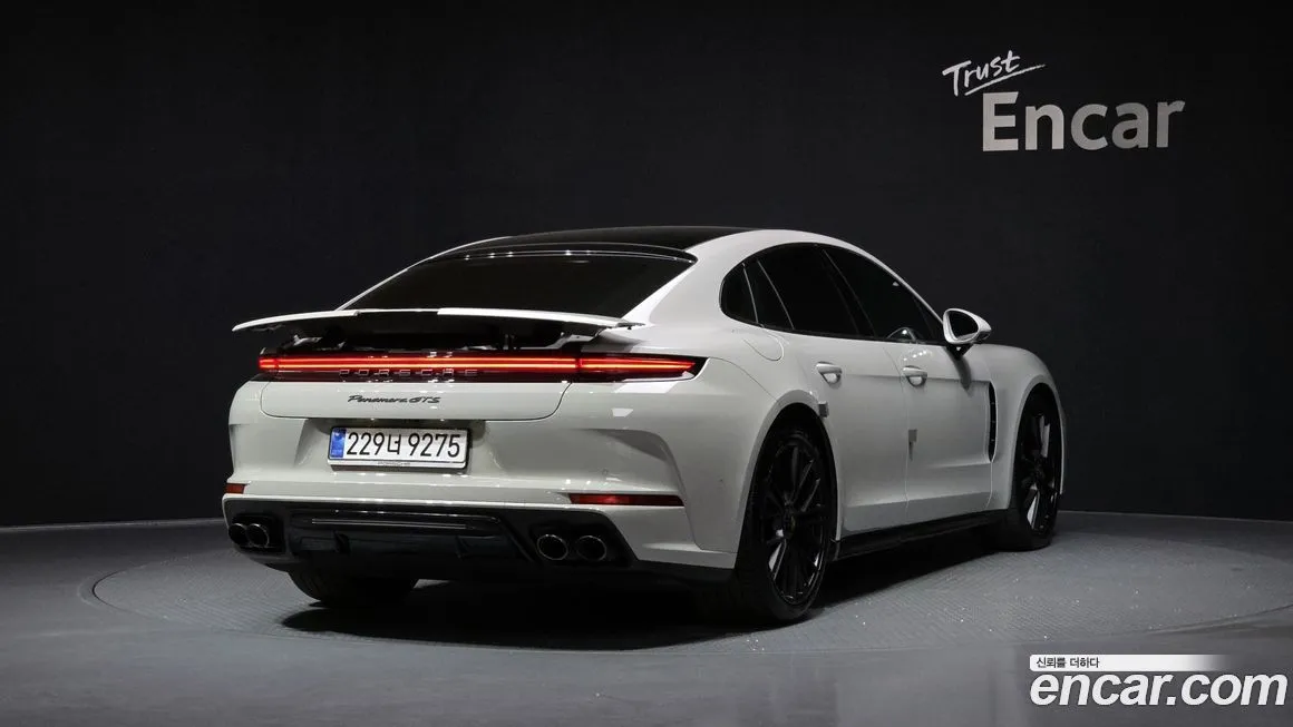 Porsche Panamera 2025 из KR, фото 5