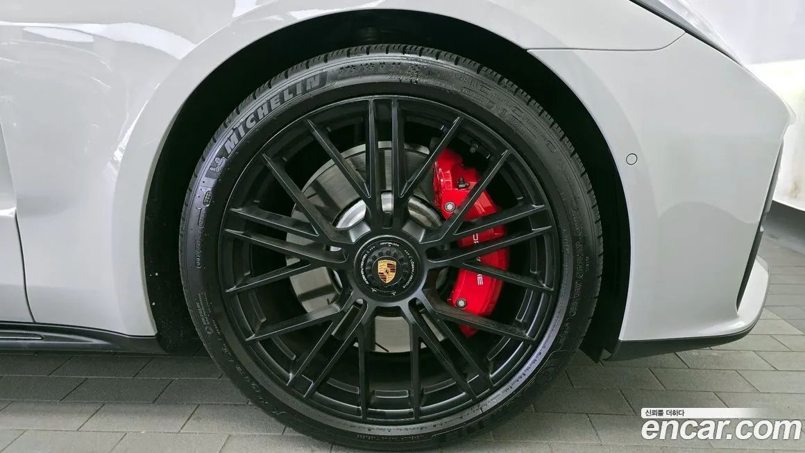 Porsche Panamera 2025 из KR, фото 10