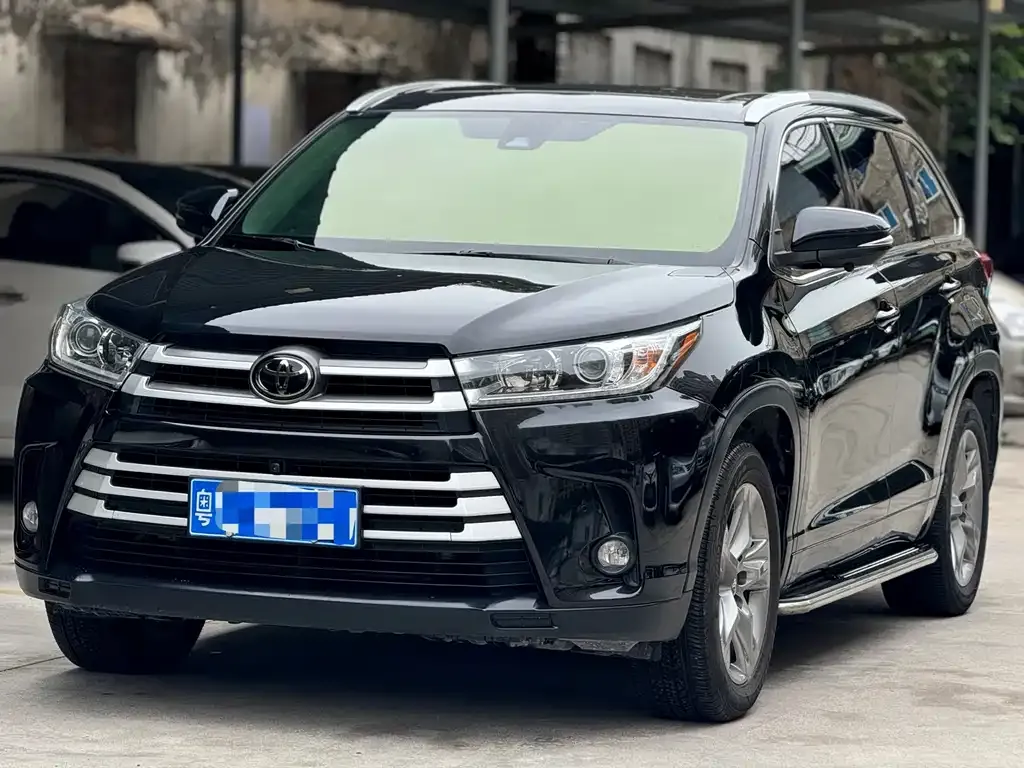 Toyota Highlander 2021 из CN, фото 1